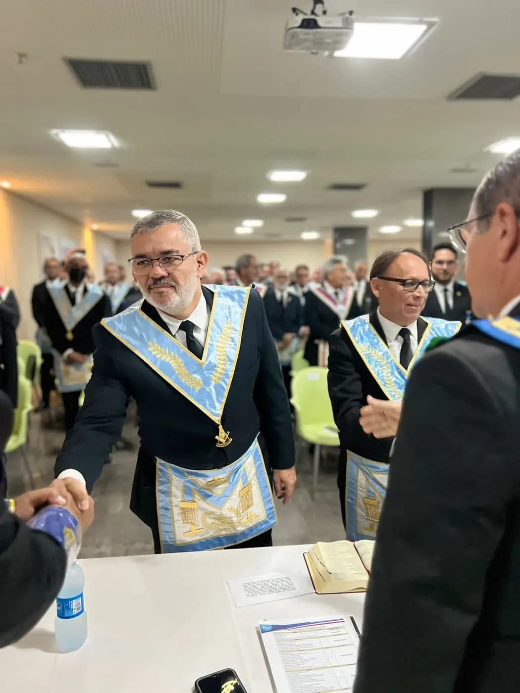Registro fotográfico: POSSE E TRANSMISSÃO DE CARGOS DE GRÃO-MESTRE E GRÃO-MESTRE ADJUNTO – GOB/RN