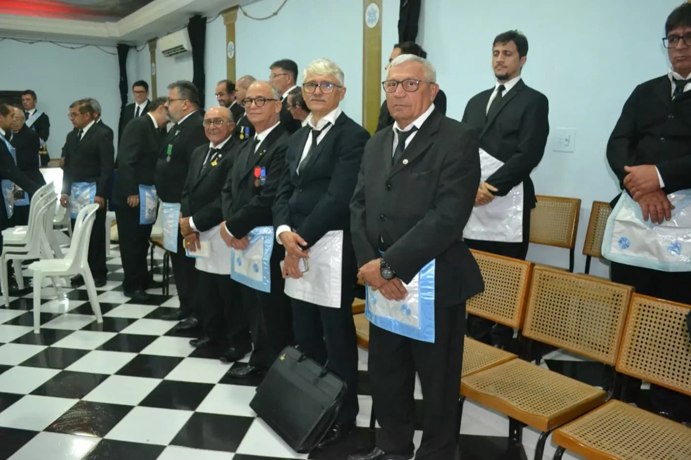 Registro fotográfico: SESSÃO MAGNA DE INSTALAÇÃO E POSSE DE VENERÁVEL MESTRE E DIRETORIA DA ARLS MANOEL REGINALDO DA ROCHA, Nº 2.439, ORIENTE DE PAU DOS FERROS/RN