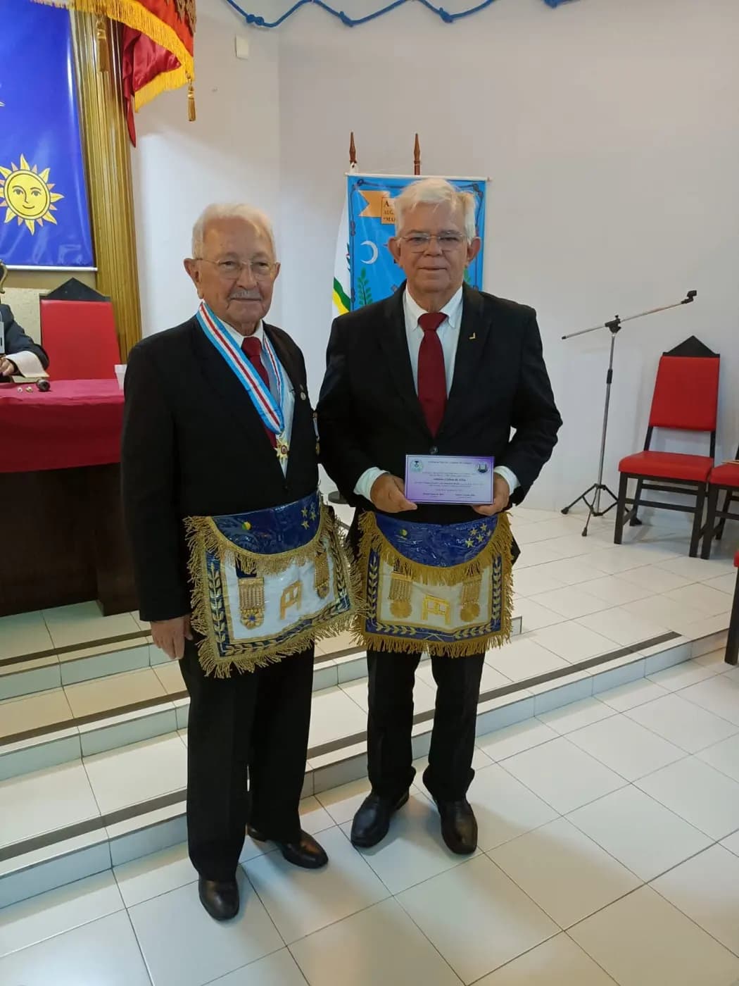 Registro fotográfico: SESSÃO MAGNA PÚBLICA ALUSIVA A 13º ANO DE FUNDAÇÃO DA ARLS UNIVERSITÁRIA MÁRIO VILAR DE MELO, Nº 4.085, ORIENTE DE NATAL/RN