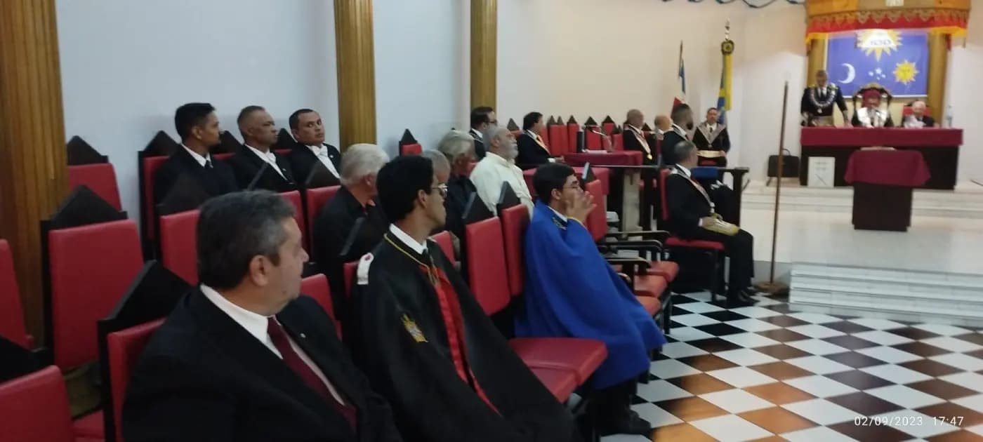 Registro fotográfico: SESSÃO MAGNA PÚBLICA ALUSIVA A 13º ANO DE FUNDAÇÃO DA ARLS UNIVERSITÁRIA MÁRIO VILAR DE MELO, Nº 4.085, ORIENTE DE NATAL/RN