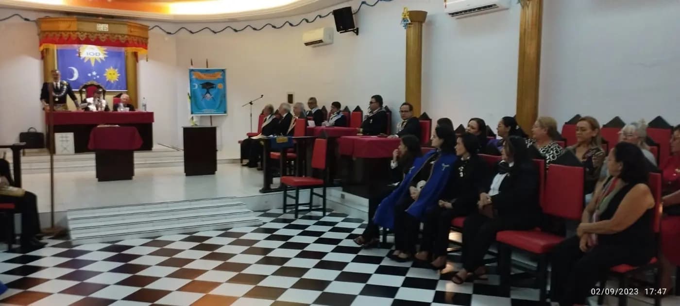 Registro fotográfico: SESSÃO MAGNA PÚBLICA ALUSIVA A 13º ANO DE FUNDAÇÃO DA ARLS UNIVERSITÁRIA MÁRIO VILAR DE MELO, Nº 4.085, ORIENTE DE NATAL/RN