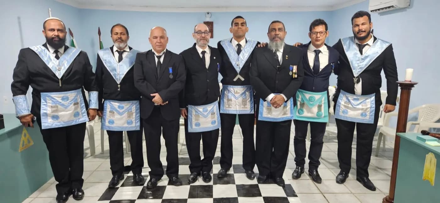 Registro fotográfico: SESSÃO MAGNA DE INSTALAÇÃO E POSSE DE VENERÁVEL MESTRE E DIRETORIA DA ARLS TIKVAH, Nº 4.366, ORIENTE DE NATAL/RN