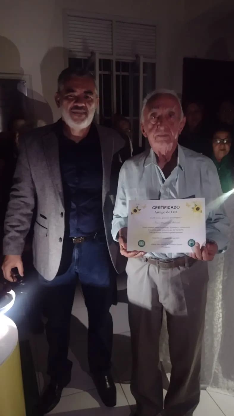 Registro fotográfico: FESTA EM COMEMORAÇÃO AO PRIMEIRO ANIVERSÁRIO DA FRATERNIDADE FEMININA OBREIRAS DE LUZ, VINCULADA A ARLS JOÃO CECÍLIO DA COSTA, Nº 2116, ORIENTE DE NATAL/RN