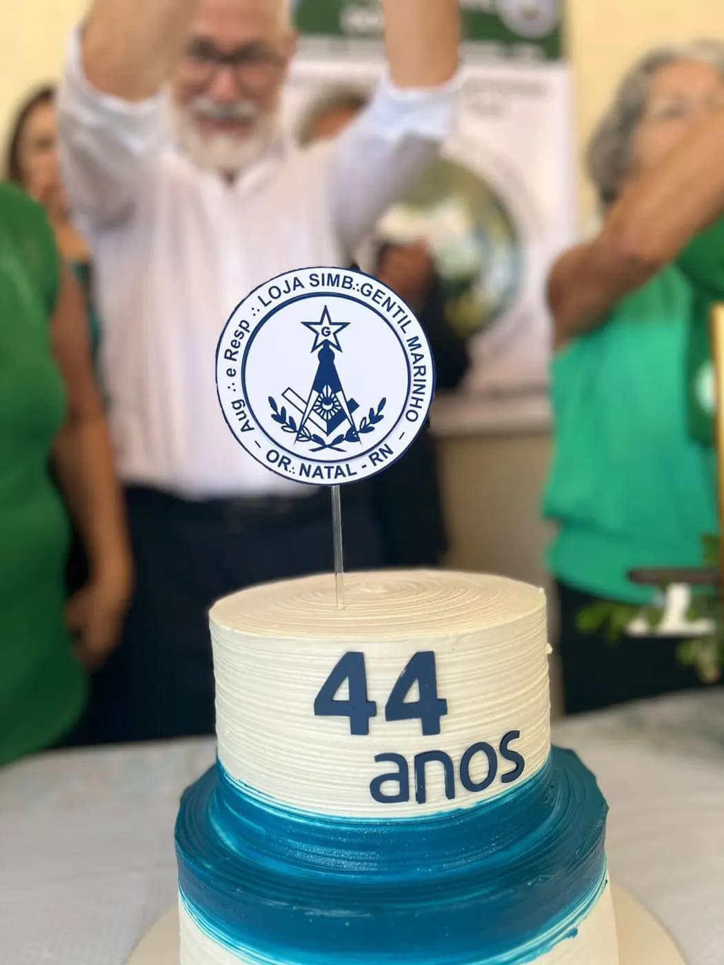 Registro fotográfico: SESSÃO MAGNA DE INICIAÇÃO NA ARLS GENTIL MARINHO, N° 2070, ORIENTE DE PARNAMIRIM/RN, E ALMOÇO ALUSIVO AO SEU 44º ANO DE FUNDAÇÃO