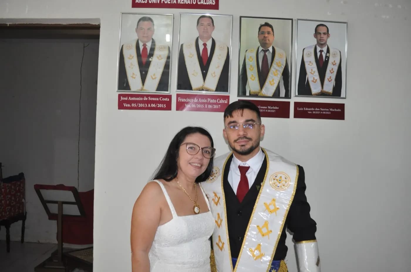 Registro fotográfico: SESSÃO MAGNA PÚBLICA ALUSIVA AO 10º ANO DE FUNDAÇÃO DA ARLS UNIVERSITÁRIA POETA RENATO CALDAS, Nº 4.307, ORIENTE DE ASSU/RN