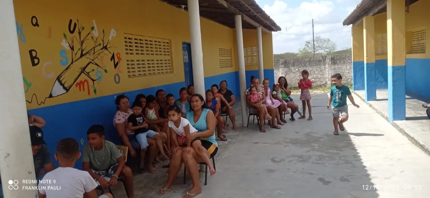 Registro fotográfico: AÇÃO FILANTRÓPICA REALIZADA PELA ARLS LUIZ GONZAGA DO NASCIMENTO, Nº 4.567, ORIENTE DE SANTA MARIA/RN, EM CONJUNTO COM A FRATERNIDADE FEMININA CRUZEIRO DO SUL – FLOR DO MANDACARU