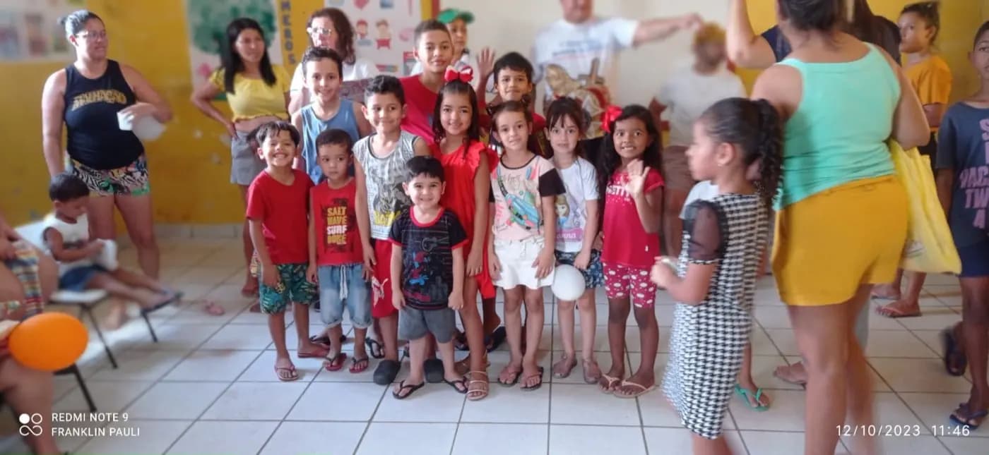 Registro fotográfico: AÇÃO FILANTRÓPICA REALIZADA PELA ARLS LUIZ GONZAGA DO NASCIMENTO, Nº 4.567, ORIENTE DE SANTA MARIA/RN, EM CONJUNTO COM A FRATERNIDADE FEMININA CRUZEIRO DO SUL – FLOR DO MANDACARU