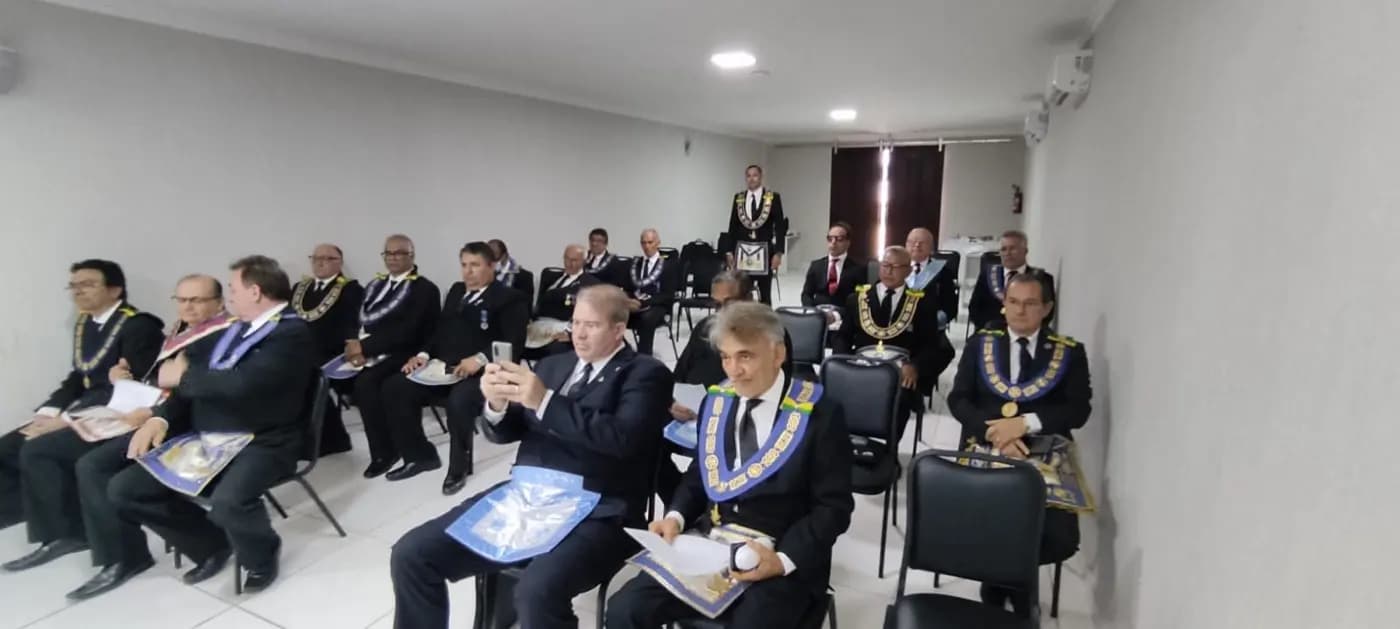 Registro fotográfico: CERIMÔNIA DE POSSE DOS MEMBROS DOS TRIBUNAIS MAÇÔNICOS E DO PROCURADOR-GERAL ESTADUAL MAÇÔNICO DO GOB/RN
