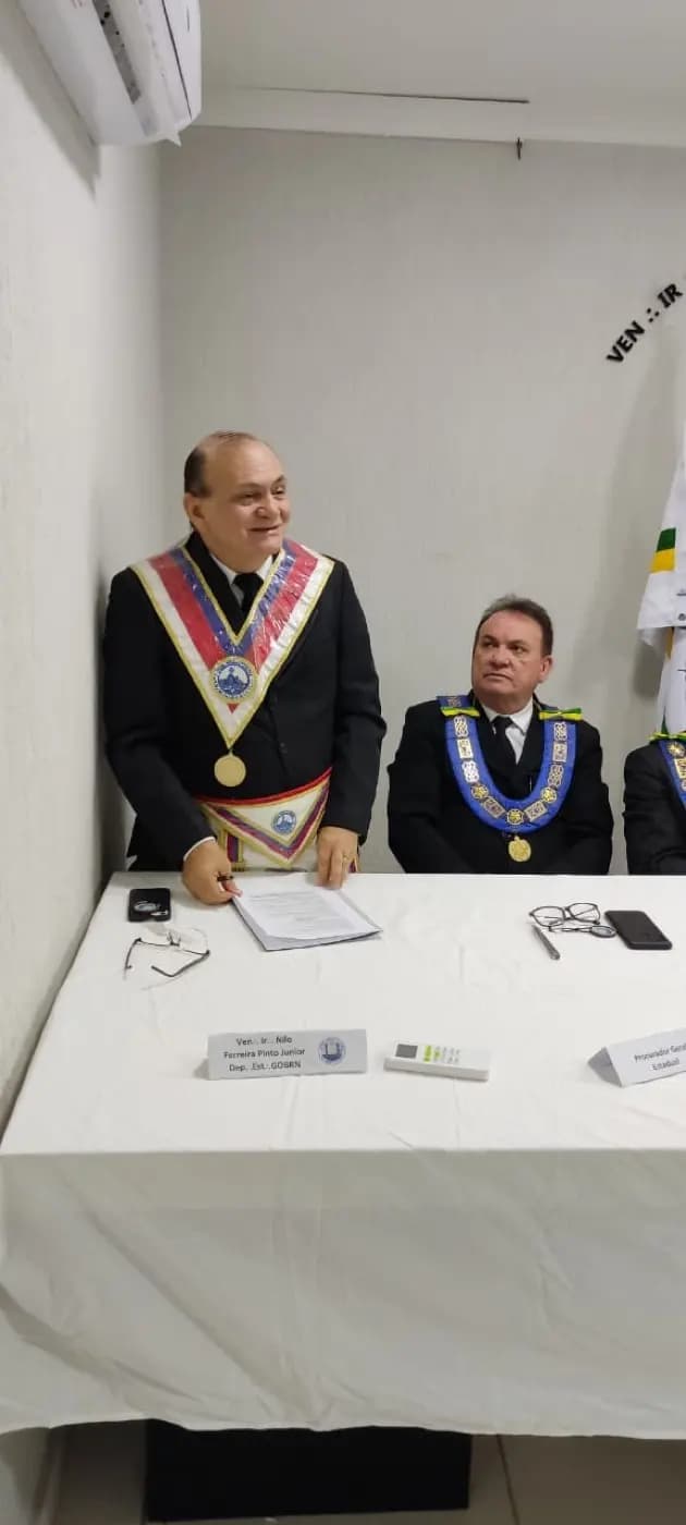 Registro fotográfico: CERIMÔNIA DE POSSE DOS MEMBROS DOS TRIBUNAIS MAÇÔNICOS E DO PROCURADOR-GERAL ESTADUAL MAÇÔNICO DO GOB/RN