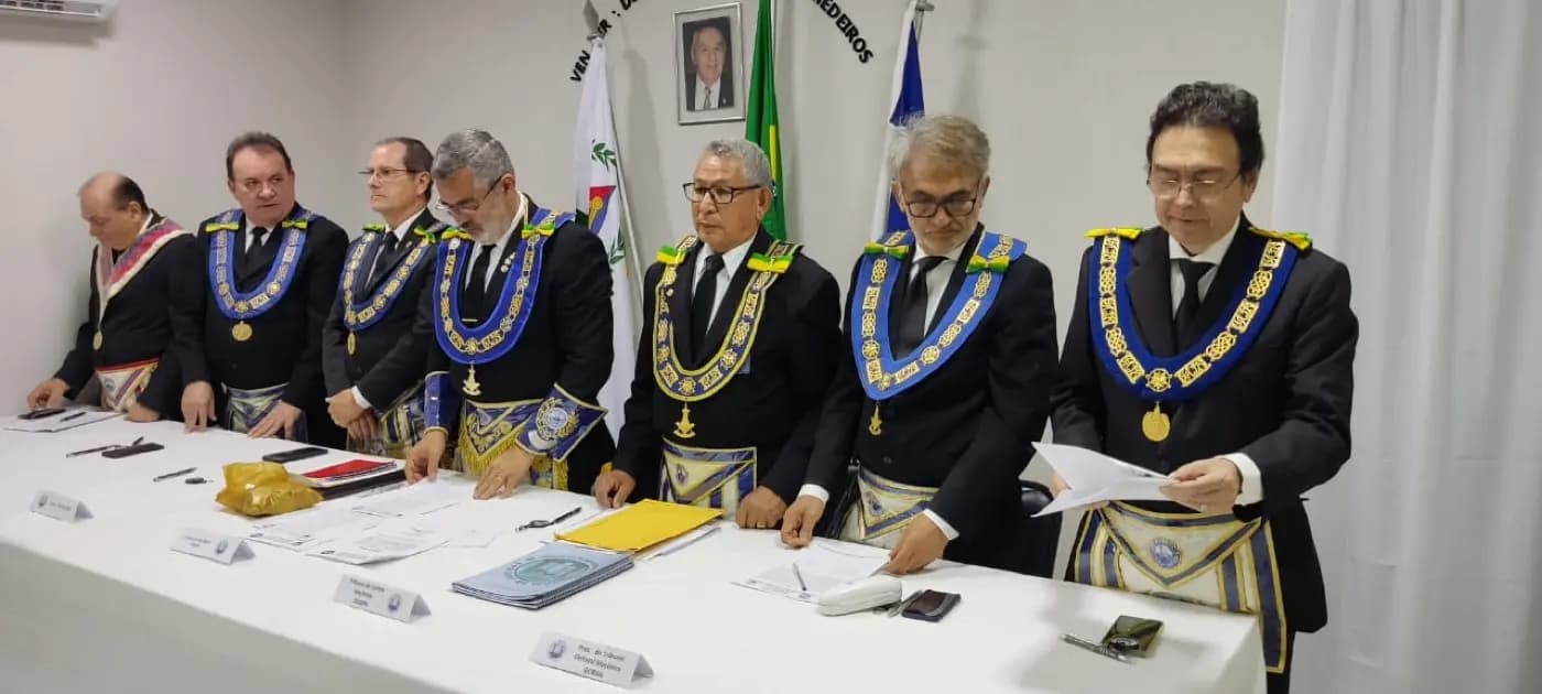 Registro fotográfico: CERIMÔNIA DE POSSE DOS MEMBROS DOS TRIBUNAIS MAÇÔNICOS E DO PROCURADOR-GERAL ESTADUAL MAÇÔNICO DO GOB/RN