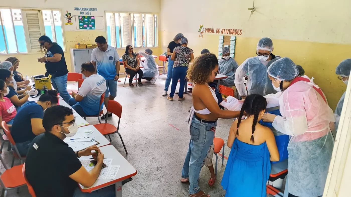 Registro fotográfico: AÇÃO SOLIDÁRIA 2023 REALIZADA PELA LOJA MAÇÔNICA AMÂNCIO DANTAS, EM CONJUTO COM A FRATERNIDADE FEMININA CRUZEIRO DO SUL – SALIZETE BEZERRA DA ROCHA, EM COMEMORAÇÃO AO 27º ANIVERSÁRIO DA LOJA