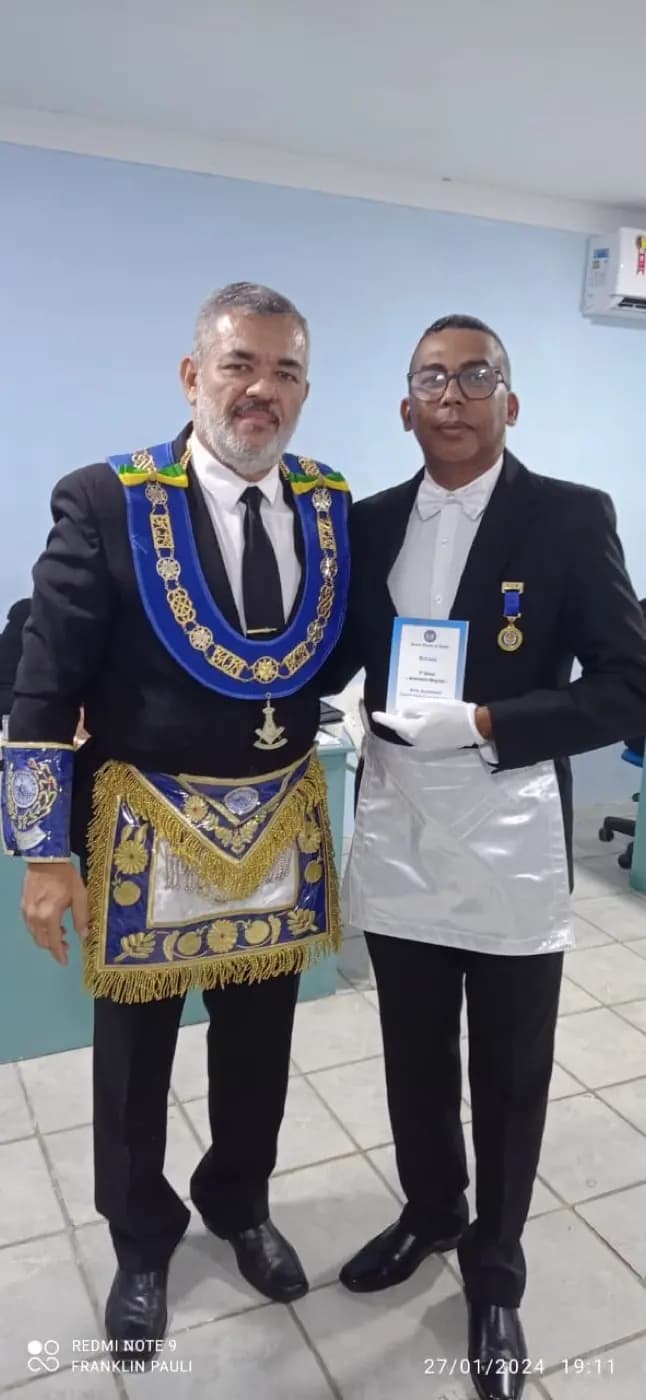 Registro fotográfico: PARTICIPAÇÃO DO GRÃO-MESTRE DO GOB/RN NA SESSÃO MAGNA DE INICIAÇÃO DA ARLS LUIZ GONZAGA DO NASCIMENTO, N° 4.567, ORIENTE DE SANTA MARIA/RN.