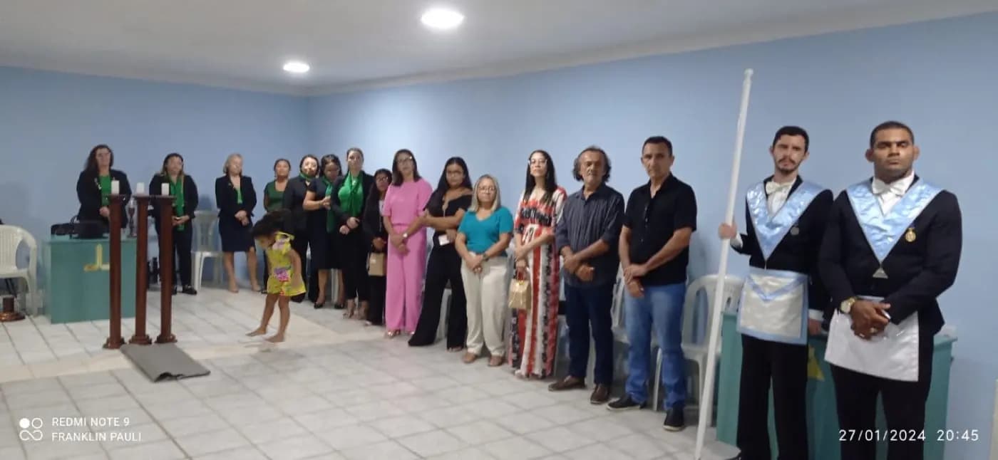 Registro fotográfico: PARTICIPAÇÃO DO GRÃO-MESTRE DO GOB/RN NA SESSÃO MAGNA DE INICIAÇÃO DA ARLS LUIZ GONZAGA DO NASCIMENTO, N° 4.567, ORIENTE DE SANTA MARIA/RN.