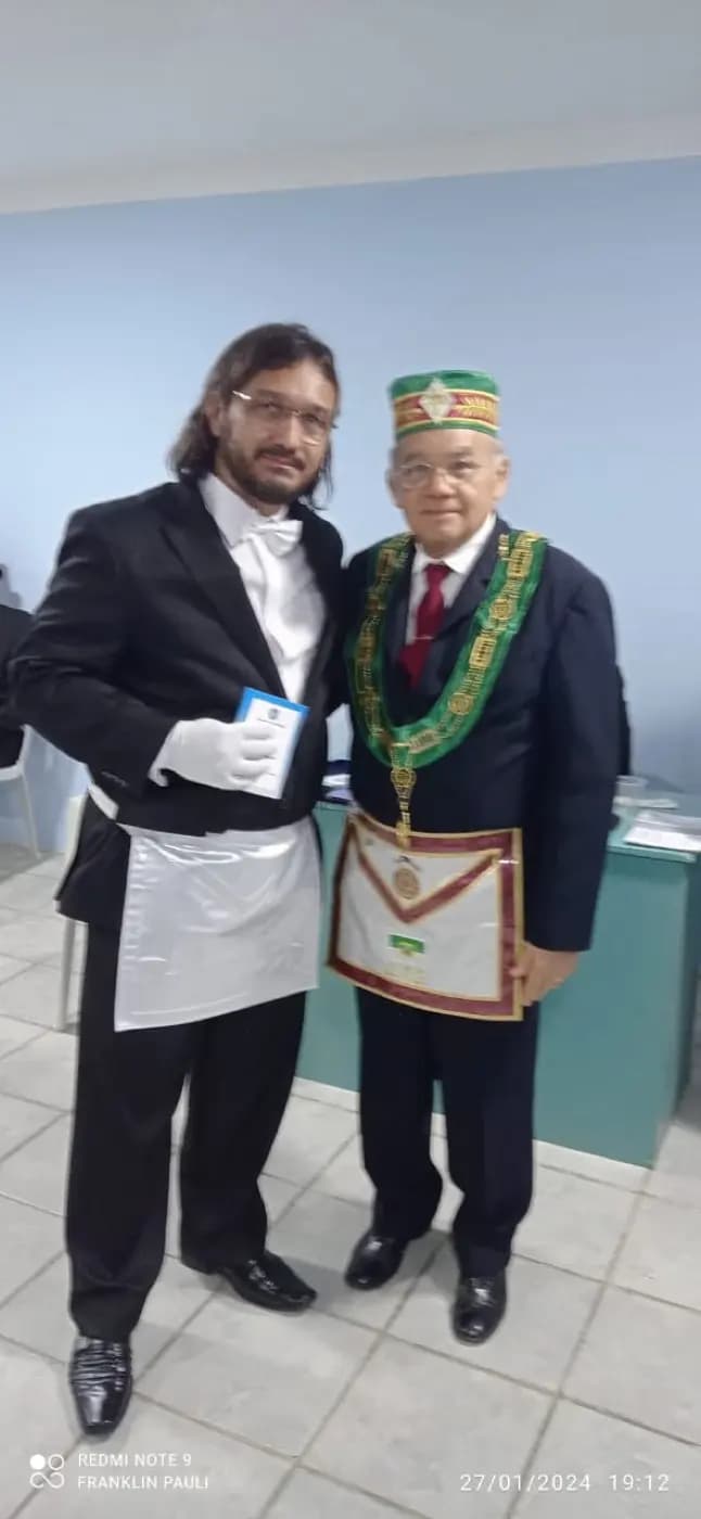 Registro fotográfico: PARTICIPAÇÃO DO GRÃO-MESTRE DO GOB/RN NA SESSÃO MAGNA DE INICIAÇÃO DA ARLS LUIZ GONZAGA DO NASCIMENTO, N° 4.567, ORIENTE DE SANTA MARIA/RN.