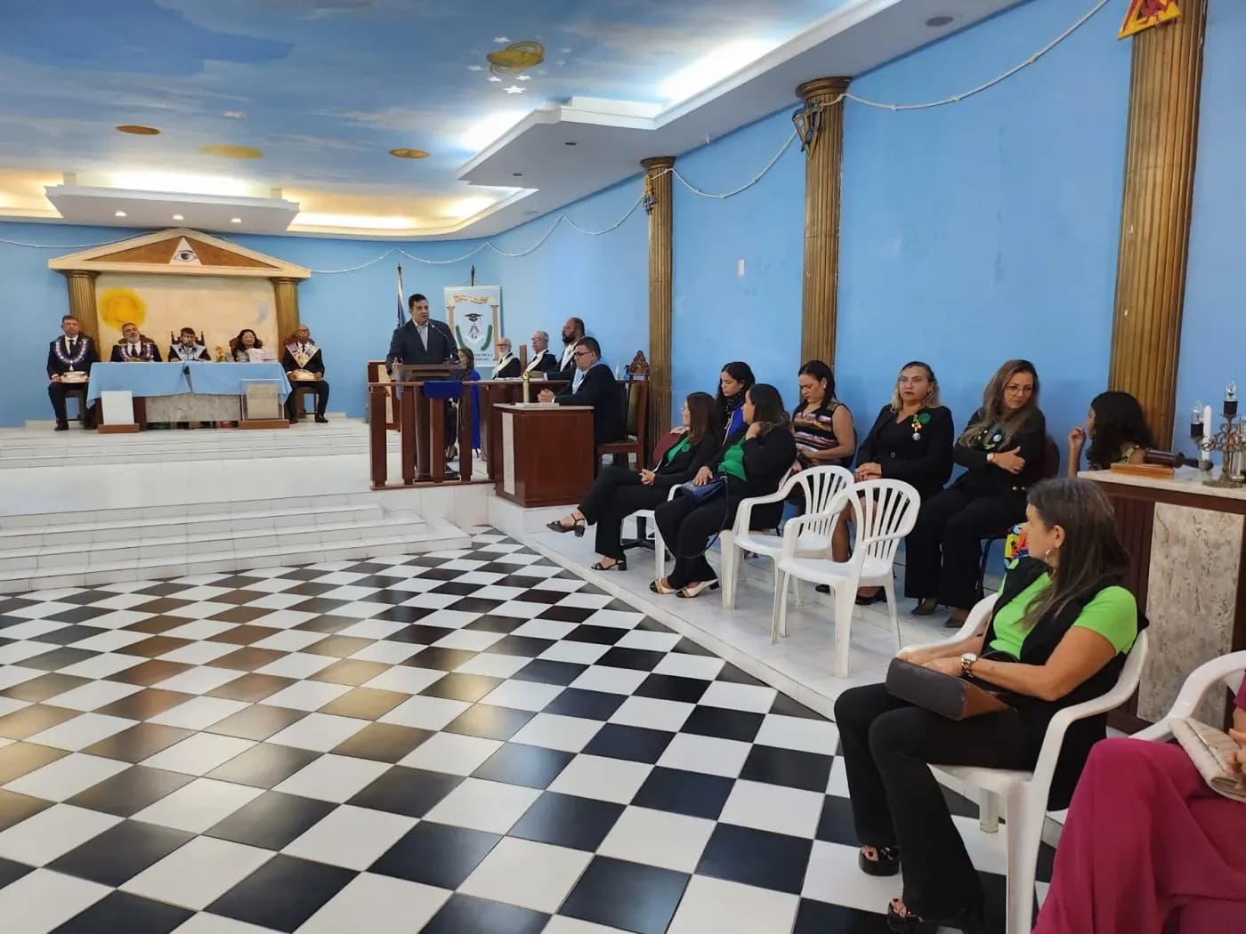 Registro fotográfico: PARTICIPAÇÃO DO GRÃO-MESTRE DO GOB/RN NA SESSÃO MAGNA PÚBLICA ALUSIVA AO 13º ANO DE FUNDAÇÃO DA ARLS UNIVERSITÁRIA ESTRELA NATALENSE, Nº 2.144, ORIENTE DE PARNAMIRIM/RN