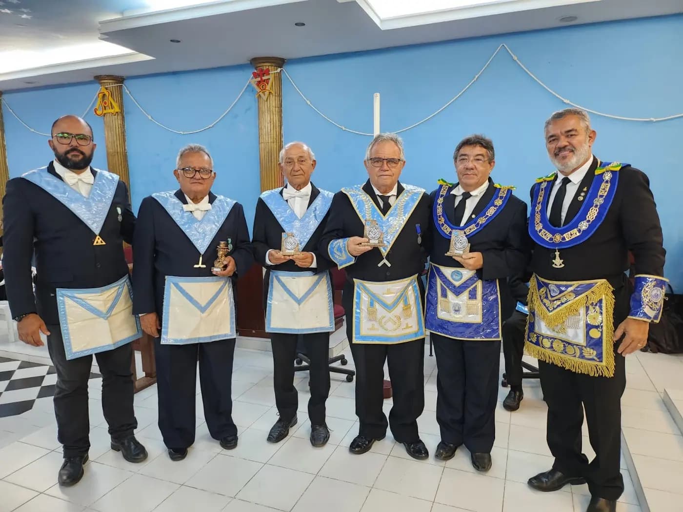 Registro fotográfico: PARTICIPAÇÃO DO GRÃO-MESTRE DO GOB/RN NA SESSÃO MAGNA PÚBLICA ALUSIVA AO 13º ANO DE FUNDAÇÃO DA ARLS UNIVERSITÁRIA ESTRELA NATALENSE, Nº 2.144, ORIENTE DE PARNAMIRIM/RN