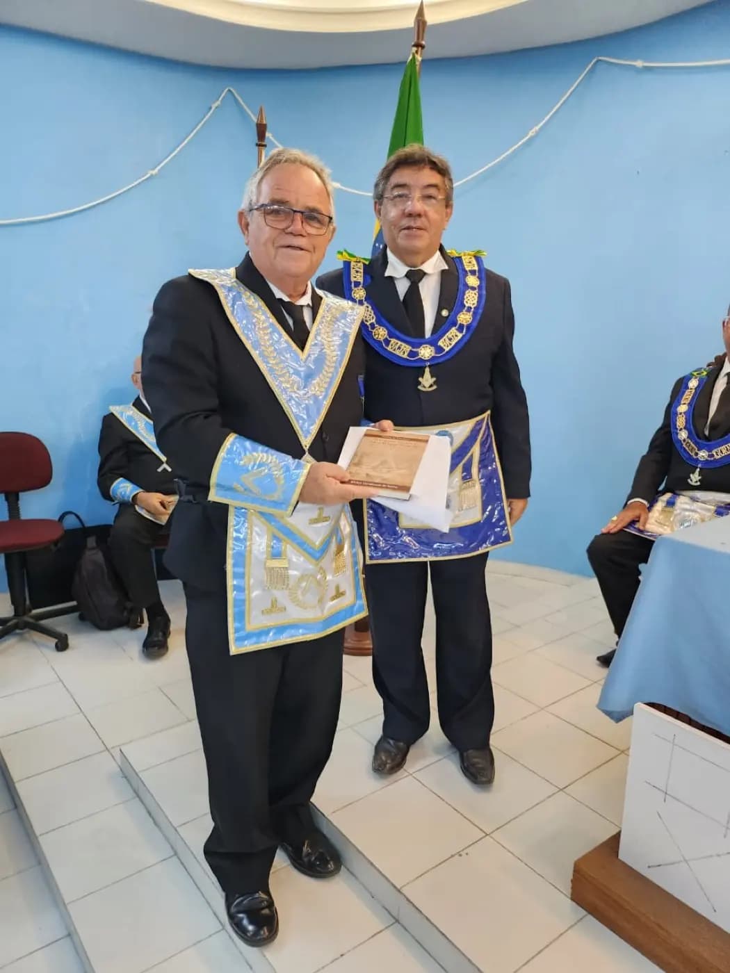 Registro fotográfico: PARTICIPAÇÃO DO GRÃO-MESTRE DO GOB/RN NA SESSÃO MAGNA PÚBLICA ALUSIVA AO 13º ANO DE FUNDAÇÃO DA ARLS UNIVERSITÁRIA ESTRELA NATALENSE, Nº 2.144, ORIENTE DE PARNAMIRIM/RN