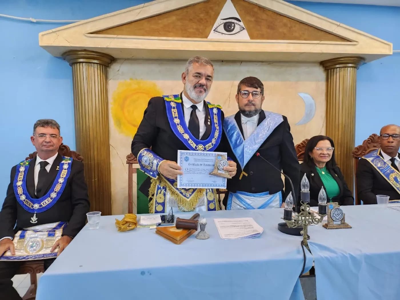 Registro fotográfico: PARTICIPAÇÃO DO GRÃO-MESTRE DO GOB/RN NA SESSÃO MAGNA PÚBLICA ALUSIVA AO 13º ANO DE FUNDAÇÃO DA ARLS UNIVERSITÁRIA ESTRELA NATALENSE, Nº 2.144, ORIENTE DE PARNAMIRIM/RN