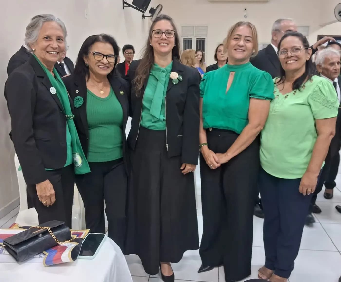 Registro fotográfico: PARTICIPAÇÃO DO GRÃO-MESTRE DO GOB/RN NA SESSÃO MAGNA PÚBLICA DA ARLS JOÃO CECÍLIO DA COSTA N° 2.116, ORIENTE DE NATAL/RN, ALUSIVA AO PERÍODO PASCAL.