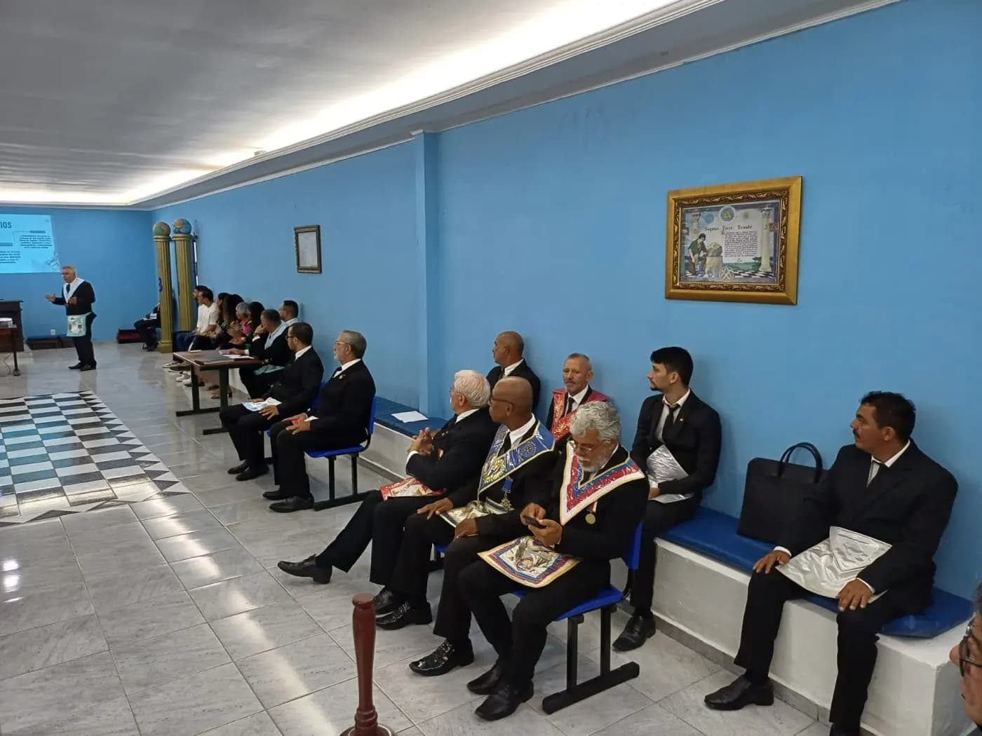 Registro fotográfico: SESSÃO MAGNA PÚBLICA ALUSIVA AO 31º ANO DE FUNDAÇÃO DA ARLS PEDRO ALVES PINHEIRO Nº 3.018, ORIENTE DE EXTREMOZ/RN.