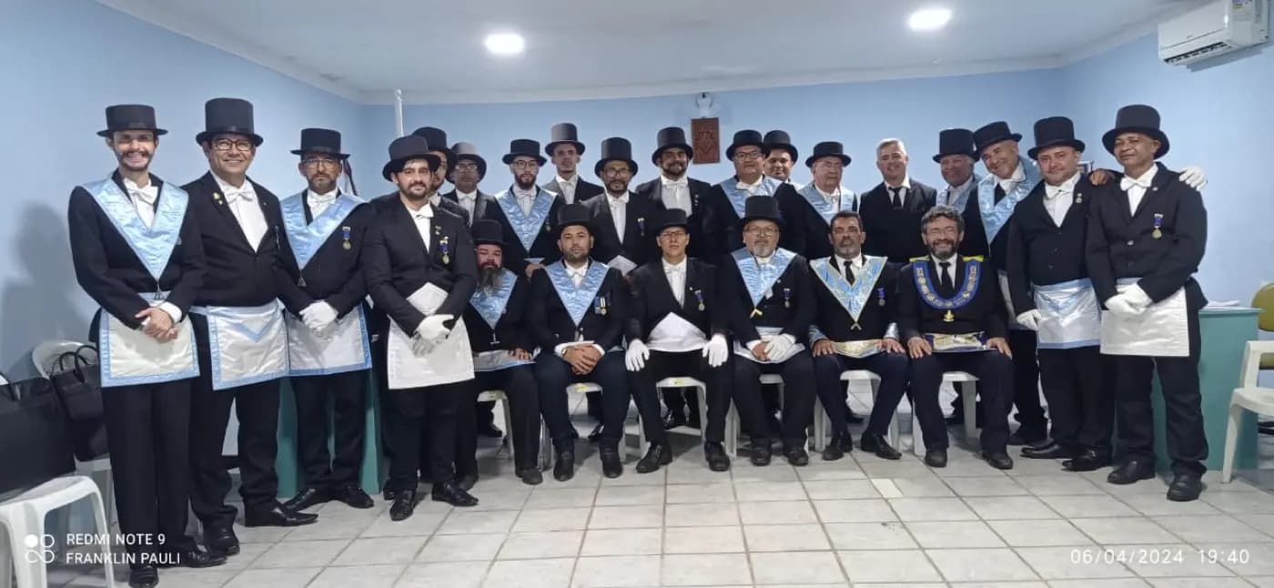 Registro fotográfico: PARTICIPAÇÃO DO SECRETÁRIO DE EDUCAÇÃO E CULTURA DO GOB/RN NA SESSÃO MAGNA DE INICIAÇÃO DA ARLS LUIZ GONZAGA DO NASCIMENTO N° 4.567, ORIENTE DE SANTA MARIA/RN.
