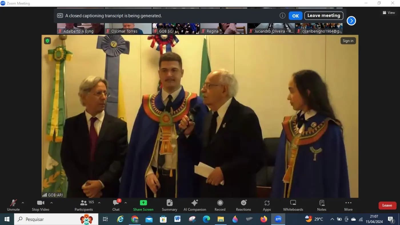 Registro fotográfico: PARTICIPAÇÃO DO GRÃO-MESTRE DO GOB/RN EM REUNIÃO ALUSIVA ÀS COMEMORAÇÕES DO 41º ANO DE FUNDAÇÃO DA AÇÃO PARAMAÇÔNICA JUVENIL (APJ) DO GRANDE ORIENTE DO BRASIL.