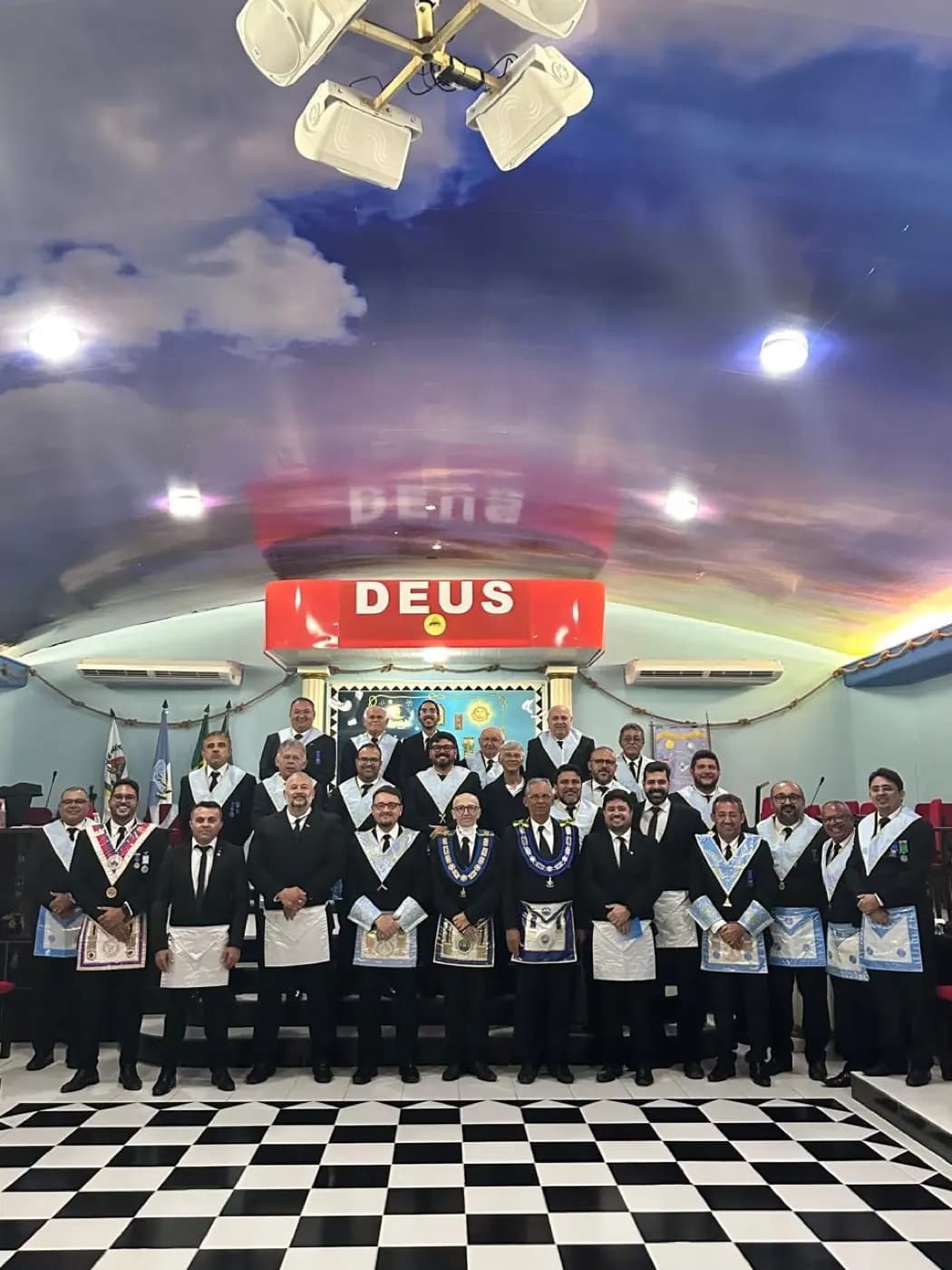 Registro fotográfico: SESSÃO MAGNA DE ELEVAÇÃO REALIZADA PELA ARLS AMÂNCIO DANTAS Nº 3071, ORIENTE DE MOSSORÓ/RN.
