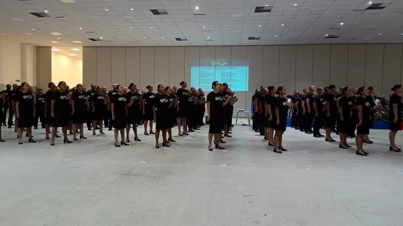 Registro fotográfico: PARTICIPAÇÃO DO GRÃO-MESTRE DO GOB/RN NA SOLENIDADE MILITAR ALUSIVA AOS 190 ANOS DA POLÍCIA MILITAR DO RIO GRANDE DO NORTE.