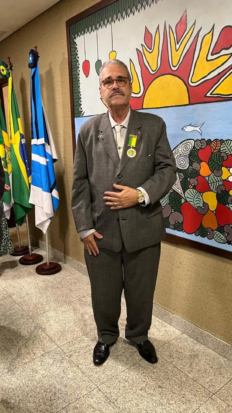 Registro fotográfico: OBREIRO DO GRANDE ORIENTE DO BRASIL – RIO GRANDE DO NORTE (GOB/RN) É HOMENAGEADO PELA ASSEMBLEIA LEGISLATIVA DO RIO GRANDE DO NORTE, EM SESSÃO SOLENE ALUSIVA AOS 55 ANOS DE FUNDAÇÃO DO CREA/RN.