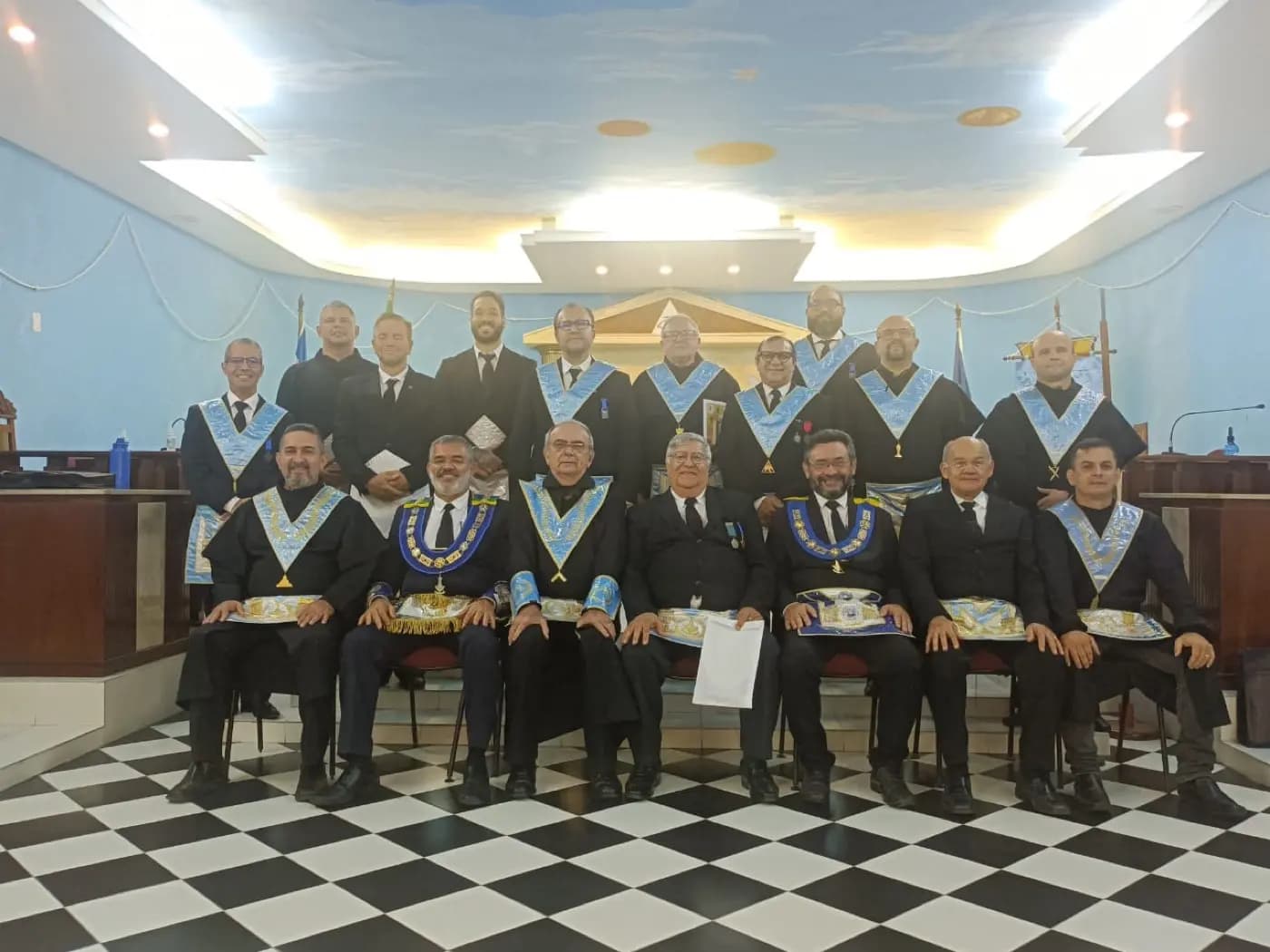 Registro fotográfico: PARTICIPAÇÃO DO GRÃO-MESTRE DO GOB/RN NA SESSÃO ORDINÁRIA NO GRAU DE APRENDIZ MAÇOM REALIZADA PELA ARLS ARY REIS DUARTE, Nº 4.251, ORIENTE DE PARNAMIRIM/RN.