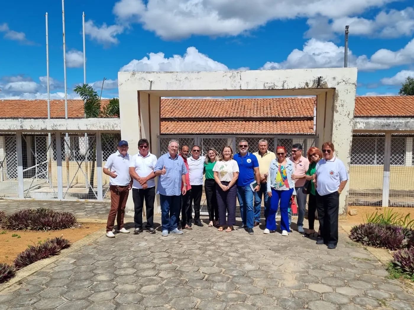Registro fotográfico: VISITA ÀS INSTALAÇÕES DA ARLS ACÁCIA MICAELENSE Nº 2.365, ORIENTE DE SÃO MIGUEL/RN.