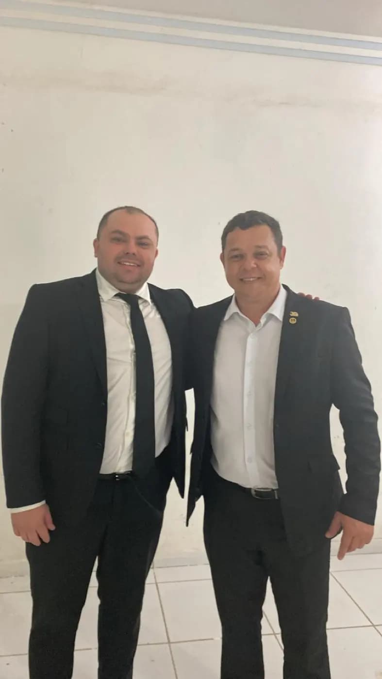 Registro fotográfico: PARTICIPAÇÃO DO GRÃO-MESTRE DO GOB/RN NA SESSÃO MAGNA DE INICIAÇÃO REALIZADA PELA ARLS ESTRELA ALTANEIRA N° 2.361, ORIENTE DE PENDÊNCIAS/RN.