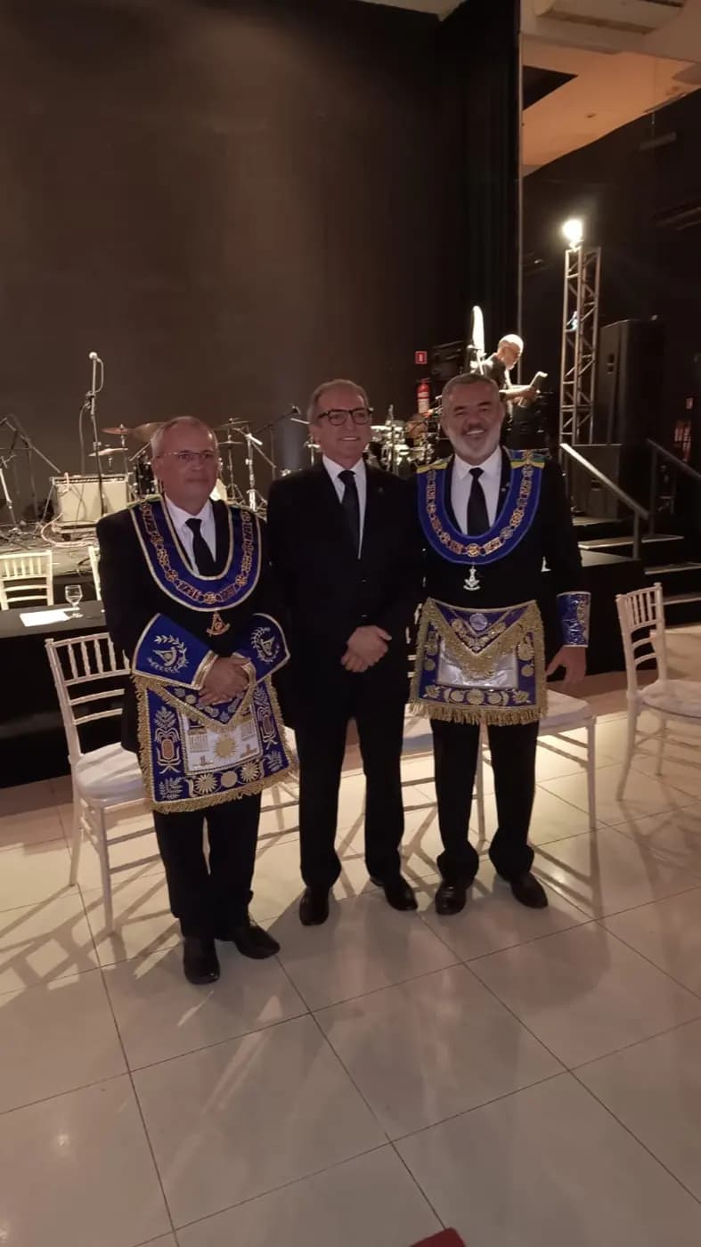 Registro fotográfico: PARTICIPAÇÃO DO GRÃO-MESTRE DO GOB/RN E CONVIDADOS NA 122ª ASSEMBLEIA GERAL ORDINÁRIA DA COMAB, REALIZADA EM NATAL/RN.