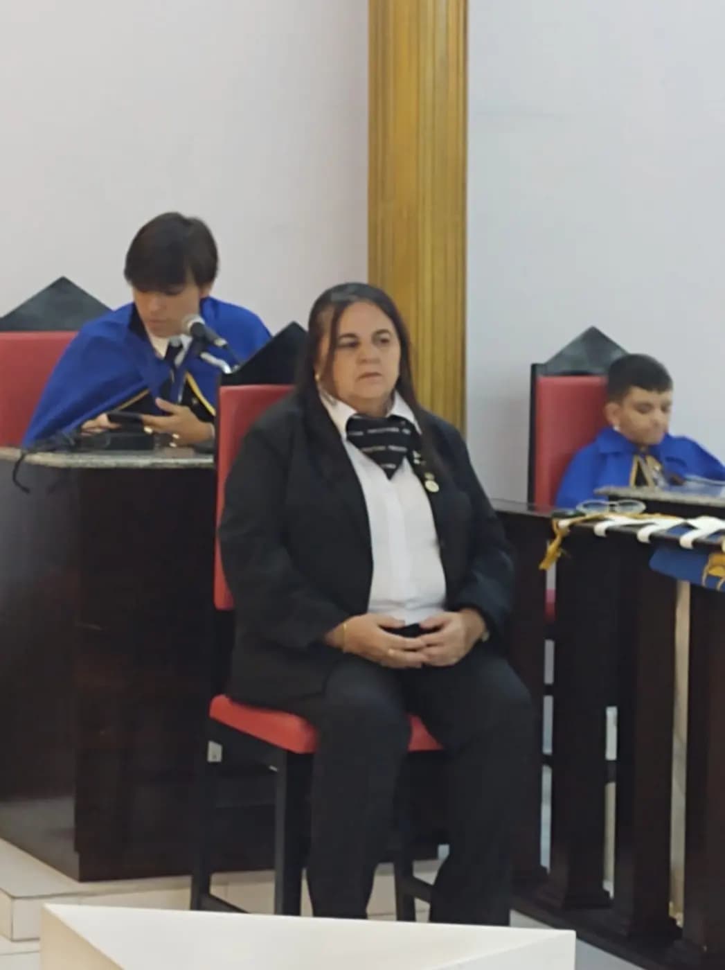 Registro fotográfico: SESSÃO DE HORA CÍVICA DE APRESENTAÇÃO DA AÇÃO PARAMAÇÔNICA JUVENIL DO GRANDE ORIENTE DO BRASIL, REALIZADA PELO NÚCLEO ALFA UNIÃO NATALENSE N°42.