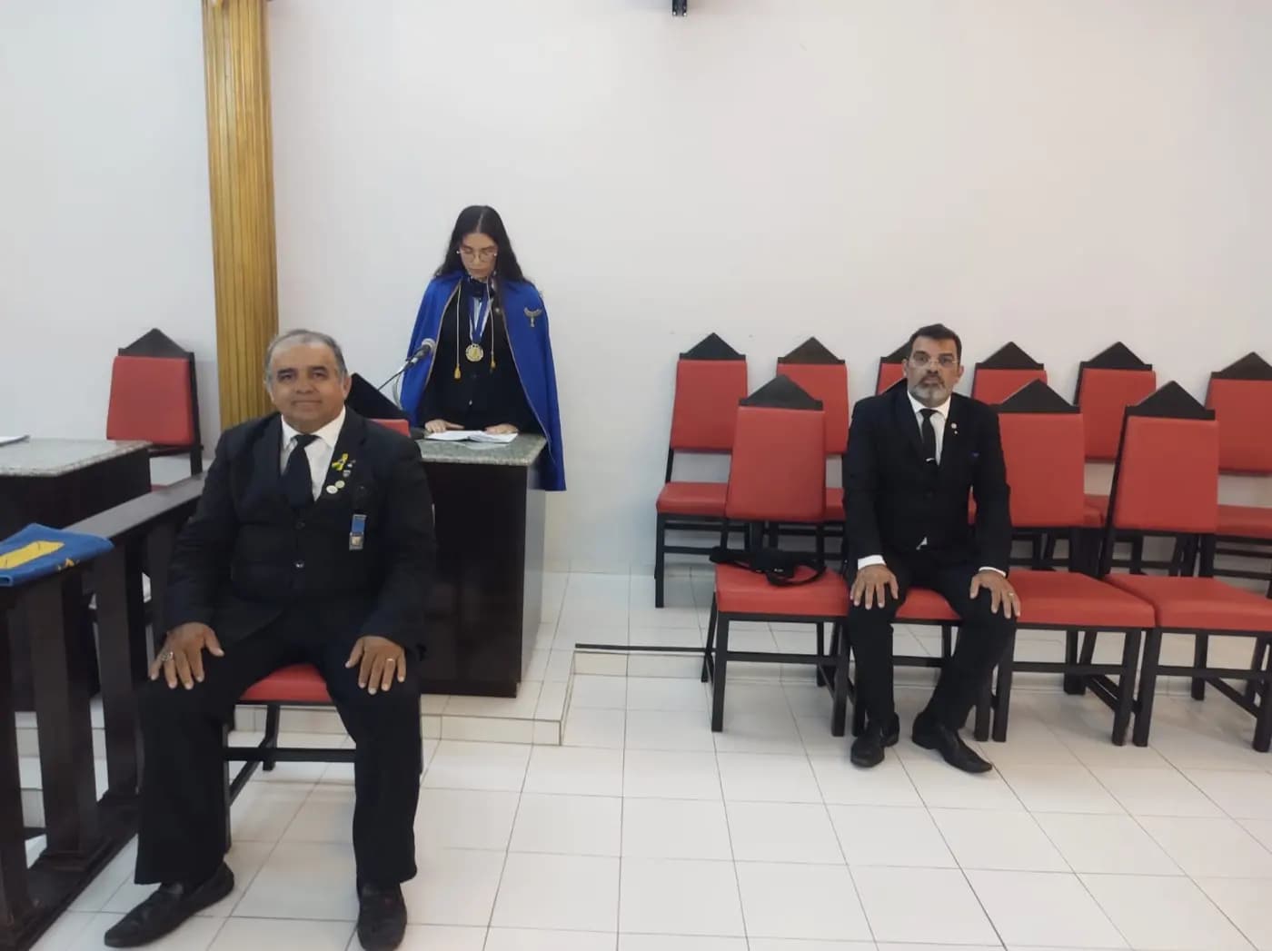 Registro fotográfico: SESSÃO DE HORA CÍVICA DE APRESENTAÇÃO DA AÇÃO PARAMAÇÔNICA JUVENIL DO GRANDE ORIENTE DO BRASIL, REALIZADA PELO NÚCLEO ALFA UNIÃO NATALENSE N°42.