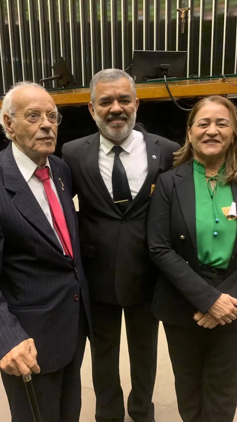 Registro fotográfico: PARTICIPAÇÃO DO GRÃO-MESTRE DO GOB/RN E COMITIVA NA SUPREMA CONGREGAÇÃO/2024 DO GOB E NA SESSÃO SOLENE DO CONGRESSO NACIONAL, EM HOMENAGEM AO DIA DO MAÇOM.