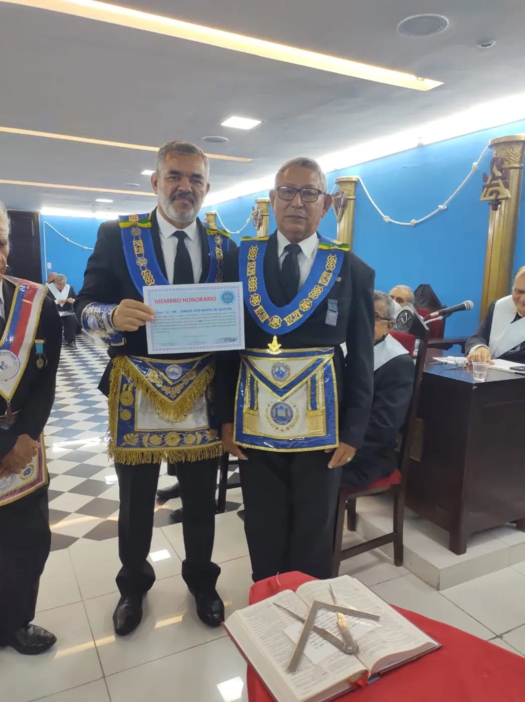 Registro fotográfico: SESSÃO MAGNA PÚBLICA ALUSIVA AO 118º ANO DE FUNDAÇÃO DA ARLS EVOLUÇÃO SEGUNDA Nº 852, ORIENTE DE NATAL/RN.
