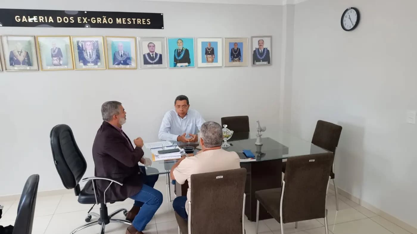 Registro fotográfico: 1ª REUNIÃO DE PLANEJAMENTO PARA COLETA DE DADOS JUNTO ÀS LOJAS JURISDICIONADAS AO GOB/RN, VISANDO À DISCUSSÃO DO NOVO TEMA ESTRATÉGICO APRESENTADO PELO GRANDE ORIENTE DO BRASIL – GOB.