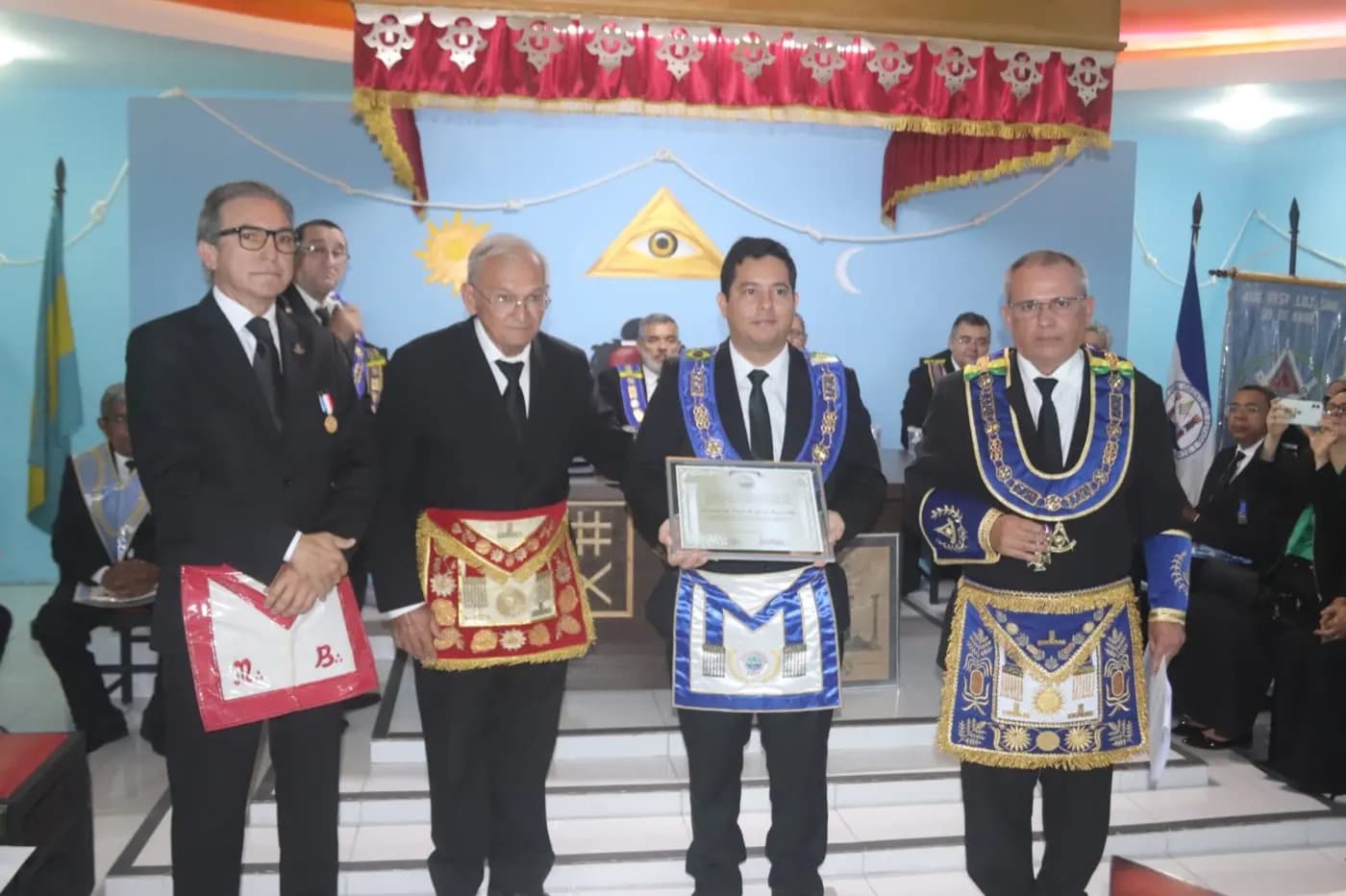 Registro fotográfico: SESSÃO MAGNA PÚBLICA EM CONJUNTO DAS TRÊS POTÊNCIAS MAÇÔNICAS REGULARES DO RIO GRANDE DO NORTE (GOB/RN, GLERN E GORN), ALUSIVA AO DIA DO MAÇOM/2024.