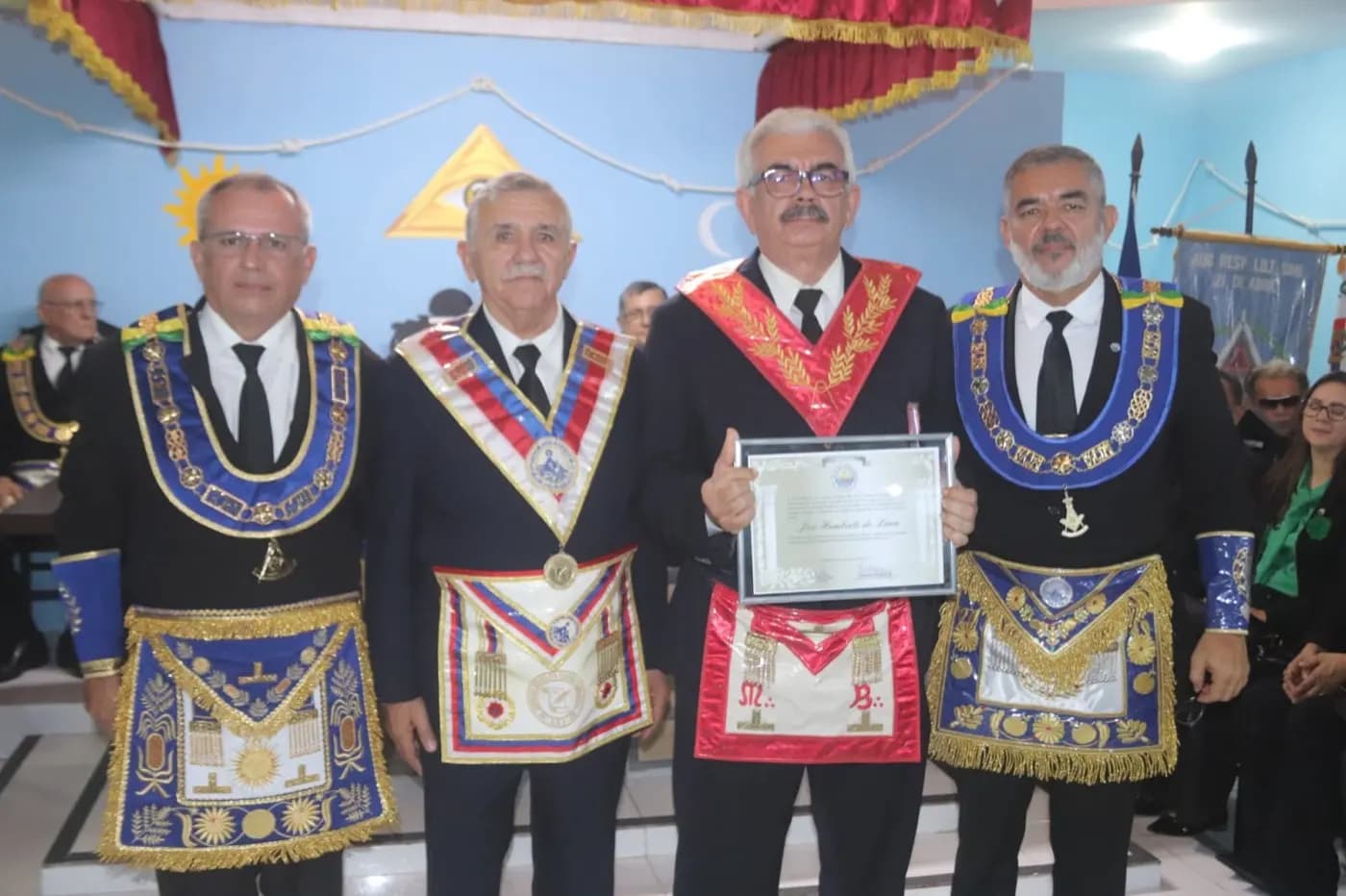 Registro fotográfico: SESSÃO MAGNA PÚBLICA EM CONJUNTO DAS TRÊS POTÊNCIAS MAÇÔNICAS REGULARES DO RIO GRANDE DO NORTE (GOB/RN, GLERN E GORN), ALUSIVA AO DIA DO MAÇOM/2024.