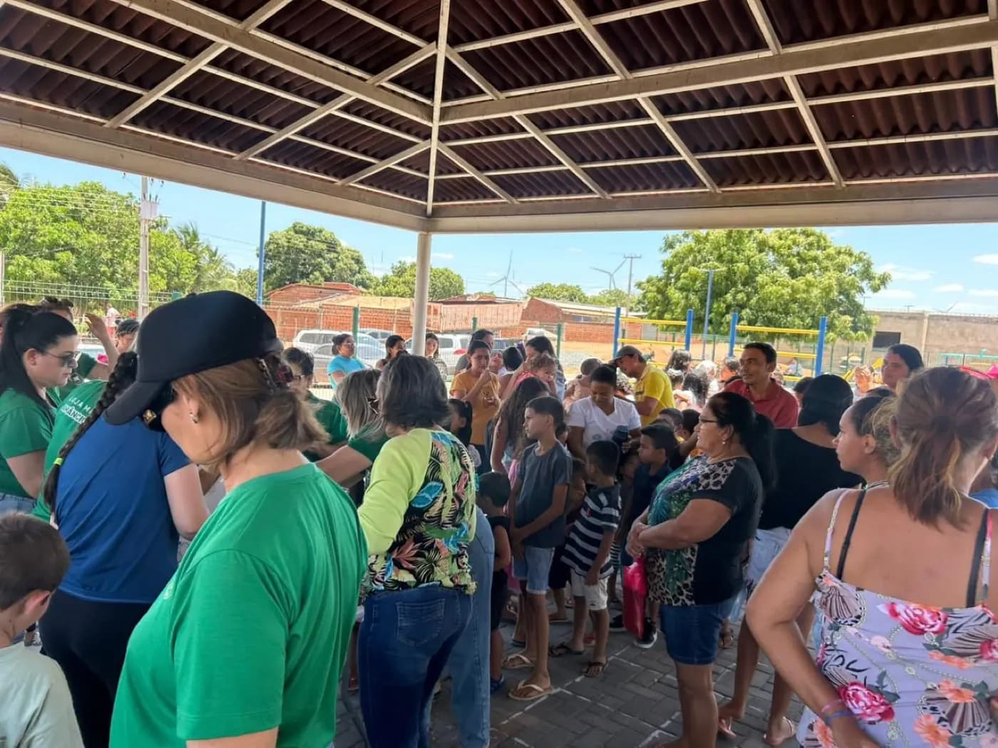 Registro fotográfico: ATO ALUSIVO AO DIA DAS CRIANÇAS, REALIZADO PELAS LOJAS MAÇÔNICAS DO ORIENTE DE MOSSORÓ/RN, COM A ORGANIZAÇÃO DE SUAS FRATERNIDADES FEMININAS.
