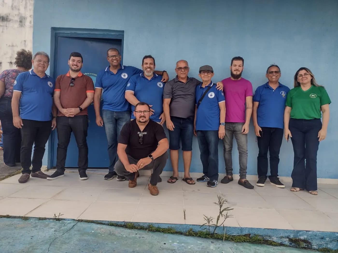 Registro fotográfico: ATO ALUSIVO AO DIA DAS CRIANÇAS, REALIZADO PELA LOJA MAÇÔNICA PEDRO ALVES PINHEIRO Nº 3.918, ORIENTE DE EXTREMOZ/RN, JUNTAMENTE COM A FRATERNIDADE FEMININA CRUZEIRO DO SUL “FLOR DE LIS”, A ELA VINCULADA, E COM O INSTITUTO OLHE PRA MIM (I.O.P.M.).