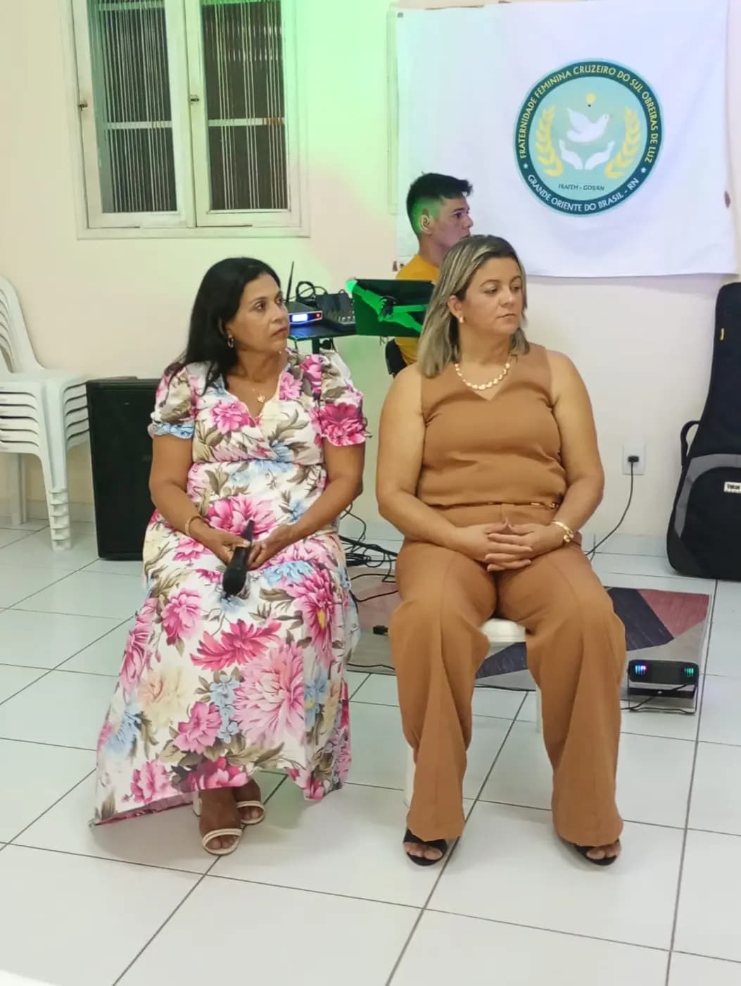 Registro fotográfico: PARTICIPAÇÃO DO GRÃO-MESTRE E DO GRÃO-MESTRE ADJUNTO DO GOB/RN NA SESSÃO DE RETORNO AOS TRABALHOS MAÇÔNICOS DO ANO DE 2025, REALIZADA PELA LOJA MAÇÔNICA JOÃO CECÍLIO DA COSTA N° 2.116, ORIENTE DE NATAL/RN.