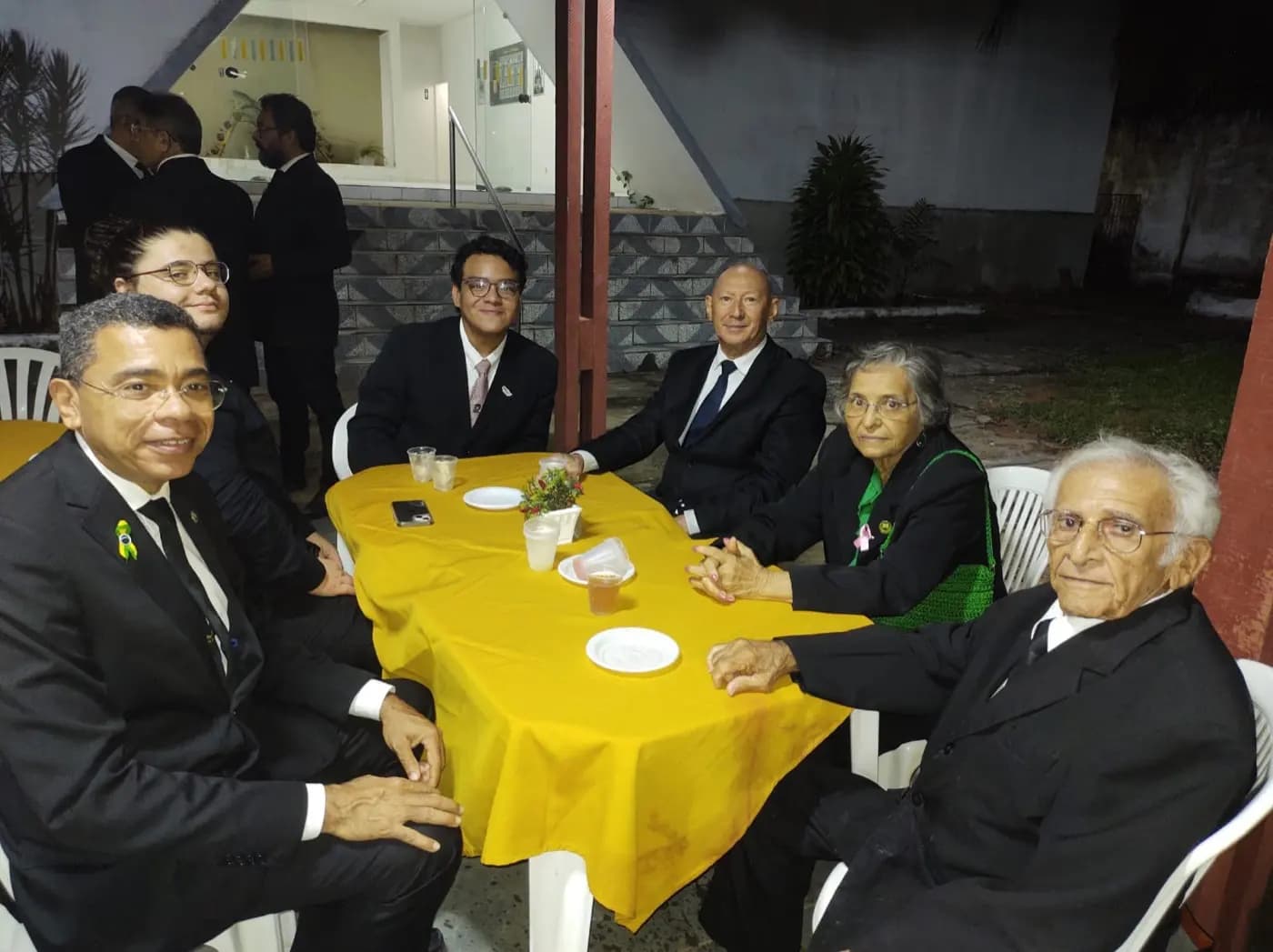 Registro fotográfico: SESSÃO MAGNA PÚBLICA ALUSIVA AO 51º ANO DE FUNDAÇÃO DA LOJA MAÇÔNICA UNIÃO NATALENSE Nº 2.414, ORIENTE DE PARNAMIRIM/RN, E AO DIA INTERNACIONAL DA MULHER.
