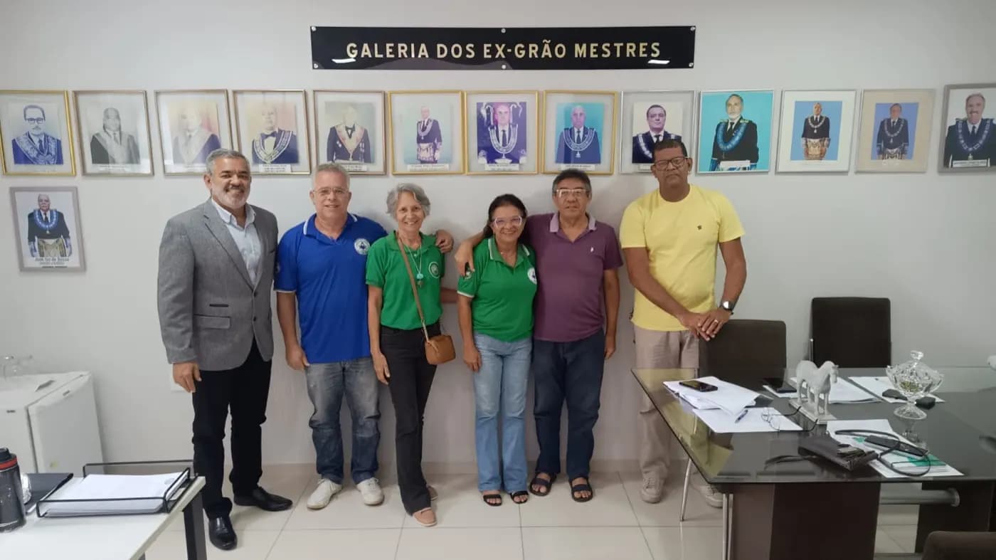 Registro fotográfico: REUNIÃO DE BRIEFING PARA A AÇÃO FILANTRÓPICA ESTADUAL COORDENADA PELO GOB-RN, A SER REALIZADA NO DIA 26/04/2025 – CAMPANHA SAÚDE FÍSICA E MENTAL, AUTOCUIDADOS E BEM-ESTAR – ORIENTES DE NATAL E GRANDE NATAL.