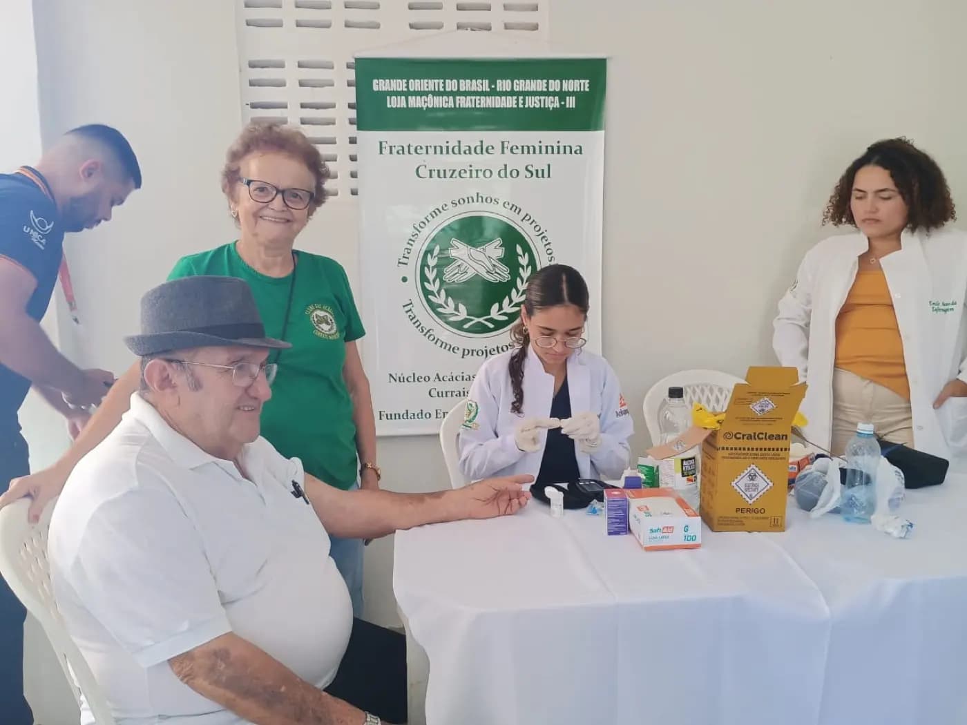 Registro fotográfico: AÇÃO FILANTRÓPICA ESTADUAL COORDENADA PELO GOB/RN, REALIZADA NO DIA 26/04/2025 – CAMPANHA SAÚDE FÍSICA E MENTAL, AUTOCUIDADOS E BEM-ESTAR.