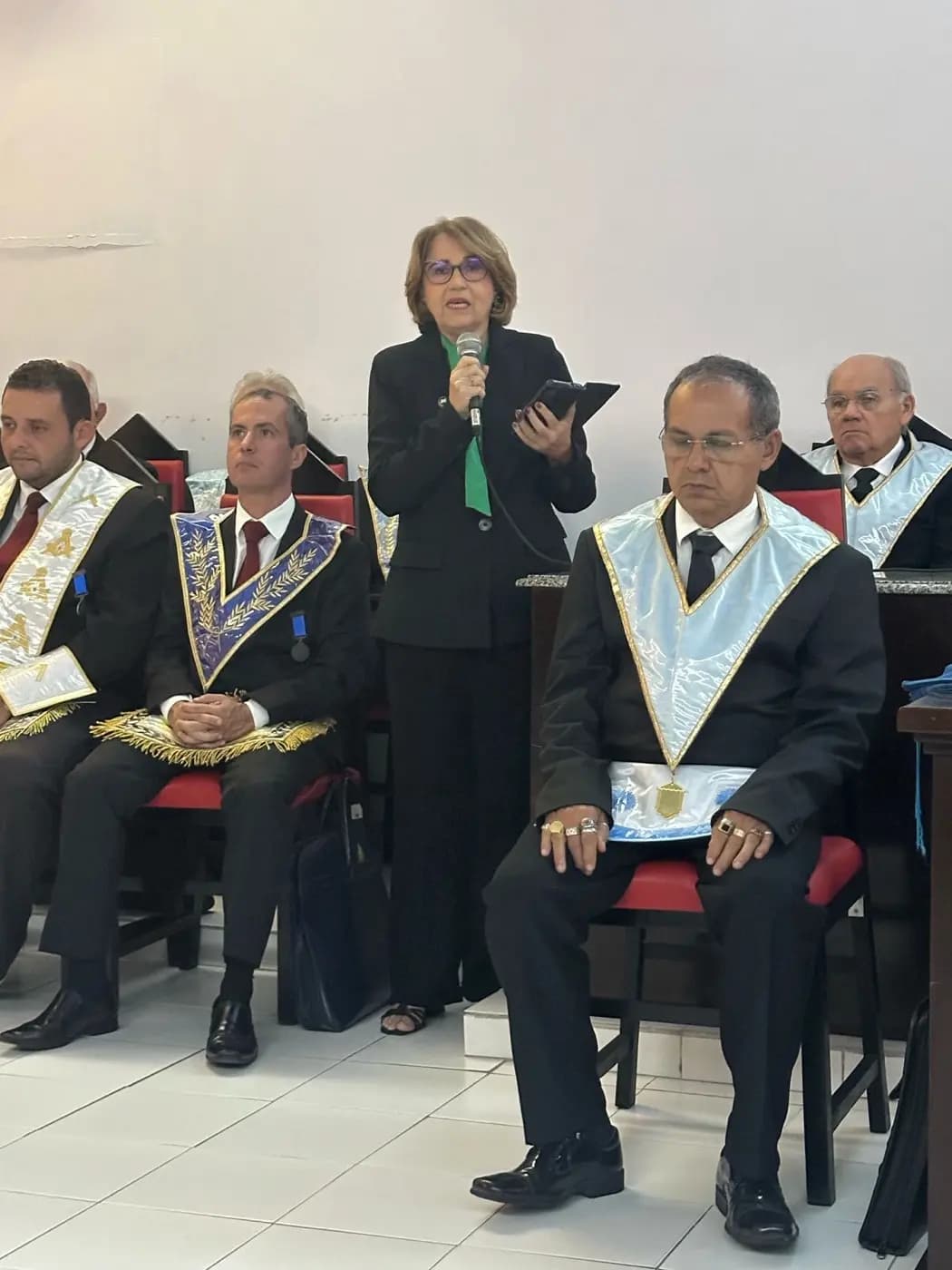Registro fotográfico: PARTICIPAÇÃO DO GRÃO-MESTRE DO GOB-RN NA SESSÃO MAGNA PÚBLICA ALUSIVA AO 189º ANO DE FUNDAÇÃO DA LOJA MAÇÔNICA 21 DE MARÇO Nº 152, ORIENTE DE NATAL/RN.