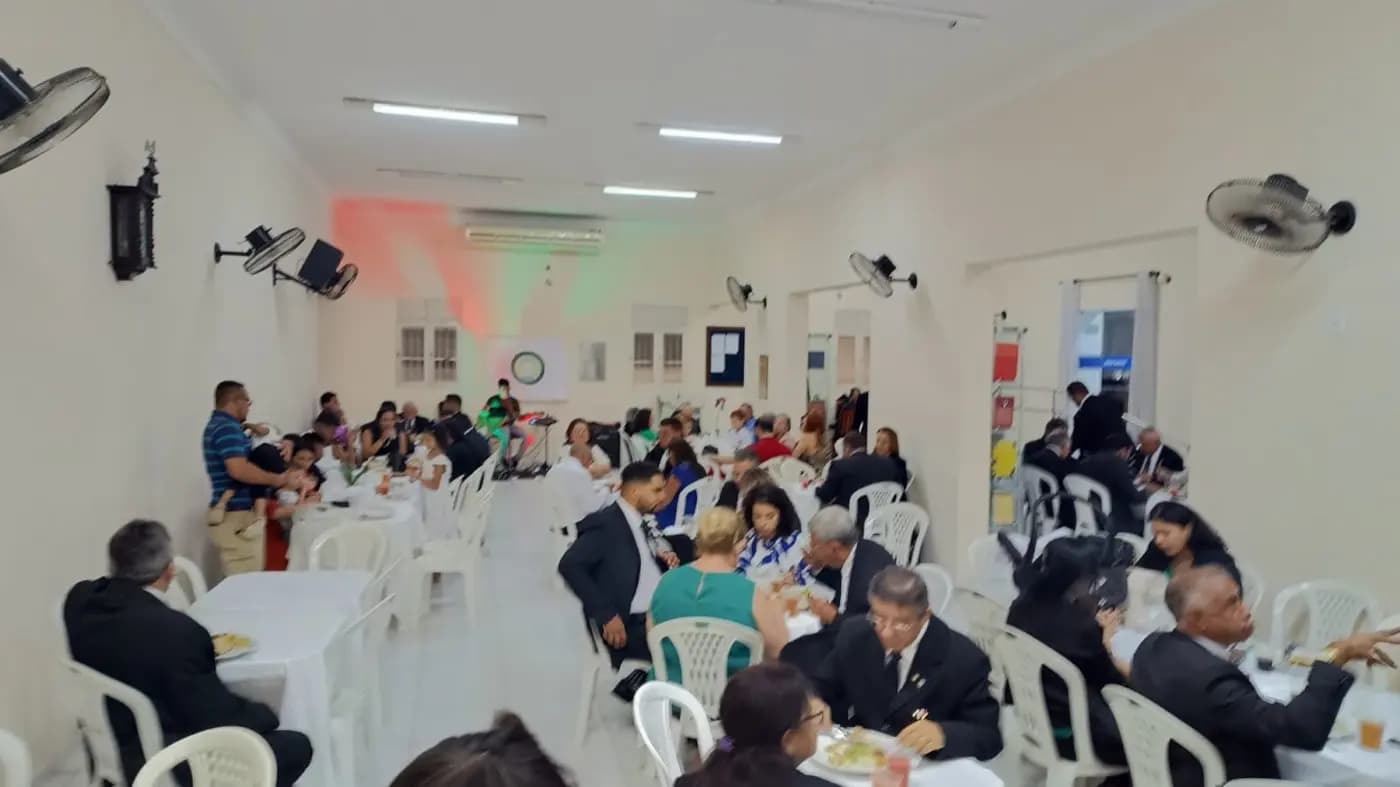 Registro fotográfico: PARTICIPAÇÃO DO GRÃO-MESTRE DO GOB/RN NA SESSÃO MAGNA DE INICIAÇÃO REALIZADA PELA LOJA MAÇÔNICA JOÃO CECÍLIO DA COSTA N° 2.116, ORIENTE DE NATAL/RN.