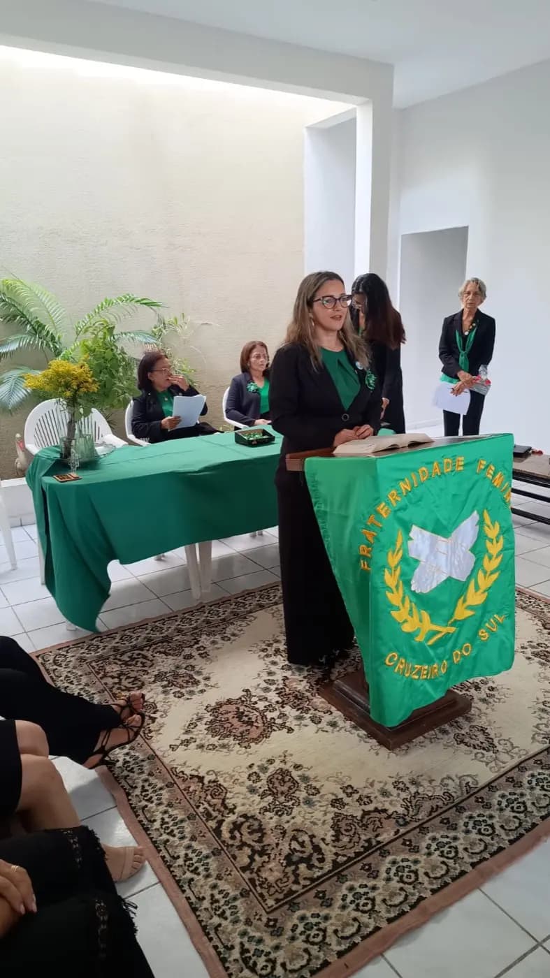 Registro fotográfico: SESSÃO MAGNA DE INSTALAÇÃO E POSSE DE VENERÁVEL MESTRE E POSSE DA NOVA DIRETORIA DA LOJA MAÇÔNICA UNIVERSITÁRIA ESTRELA NATALENSE Nº 4.122, RITO SCHRÖDER, ORIENTE DE PARNAMIRIM-RN, ELEITOS PARA O BIÊNIO 2025/2027.