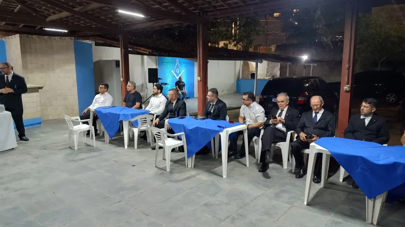 Registro fotográfico: SESSÃO MAGNA DE INICIAÇÃO REALIZADA PELA LOJA MAÇÔNICA ARY REIS DUARTE Nº 4.251, ORIENTE DE PARNAMIRIM/RN.